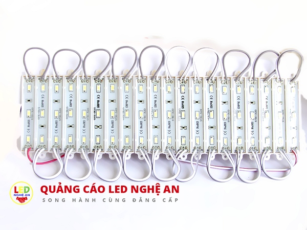 LED hắt 3 bóng 5730 siêu sáng, tuổi thọ cao, chống nước tốt, tiết kiệm điện